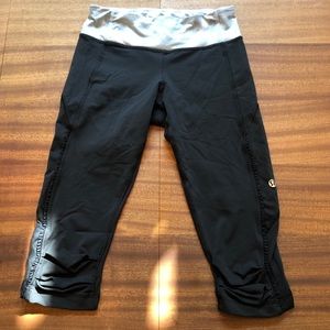 Lululemon Capri Cinched Legging Grey Waistband